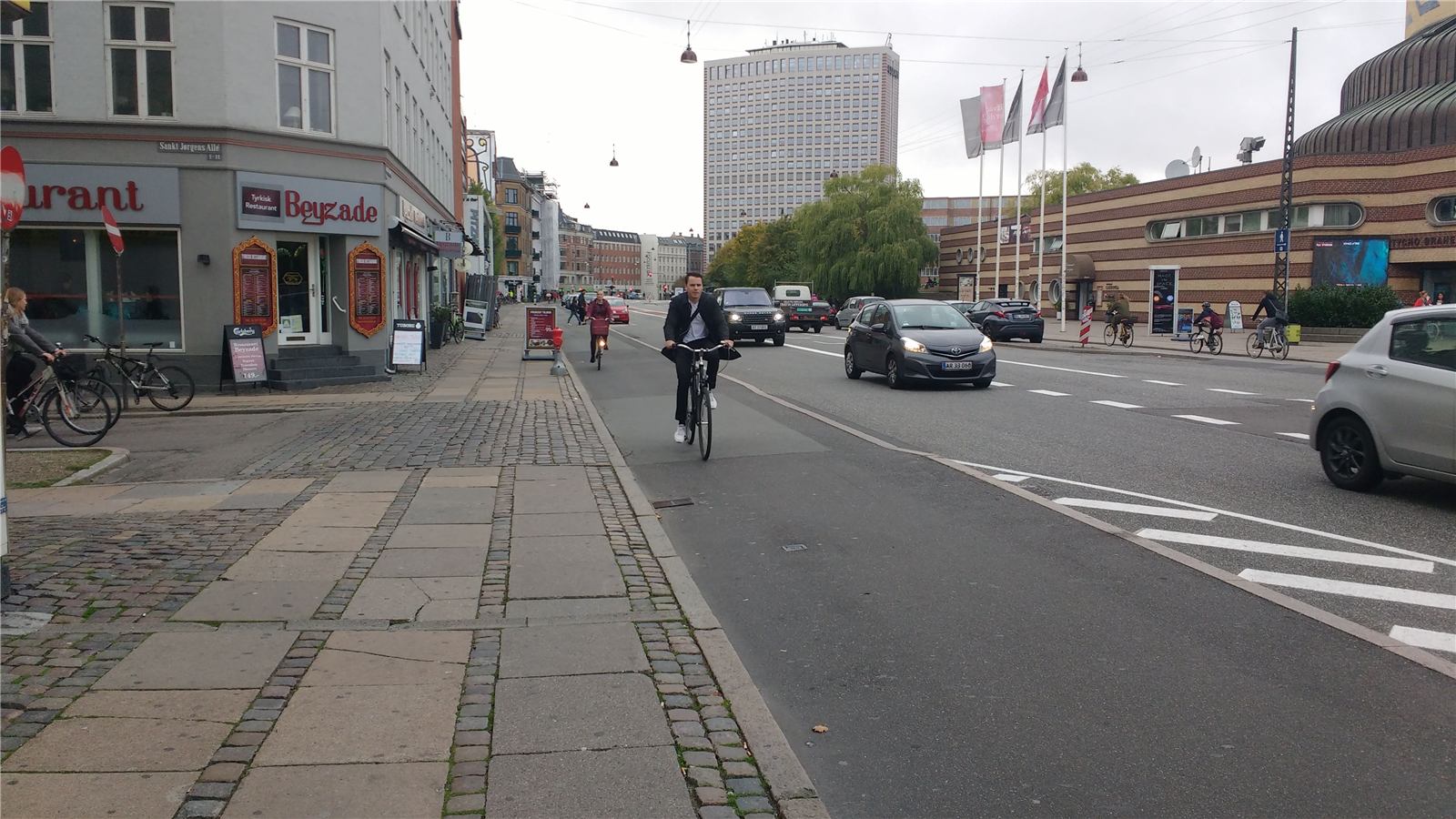 A bicycle city, image 3