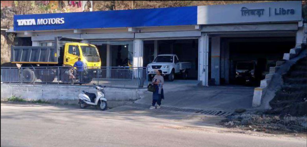 Electric freight for a truck town, image 15
